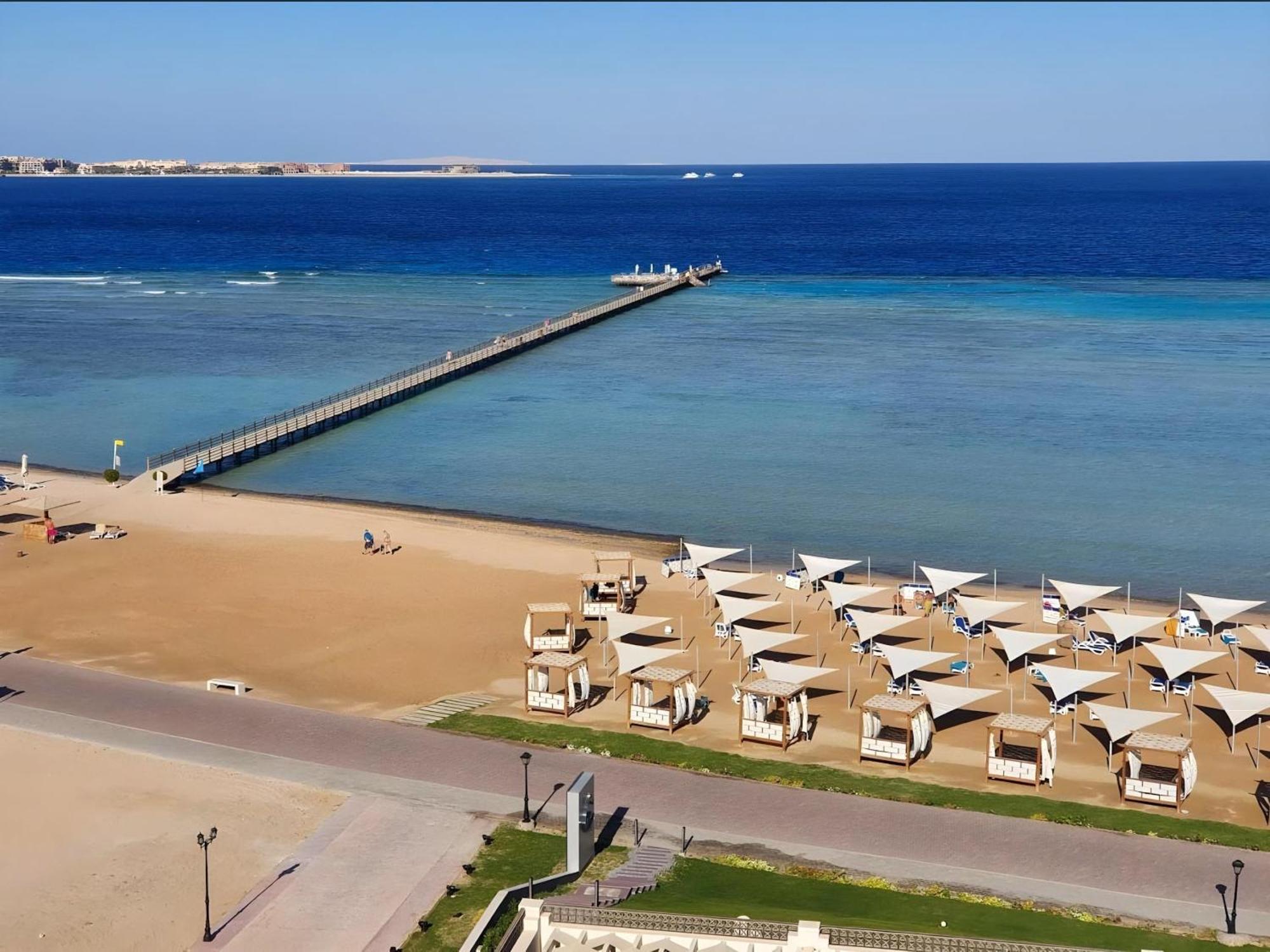 Luxury Beachfront Studio- Foreign Nationals Only Hurgada Dış mekan fotoğraf