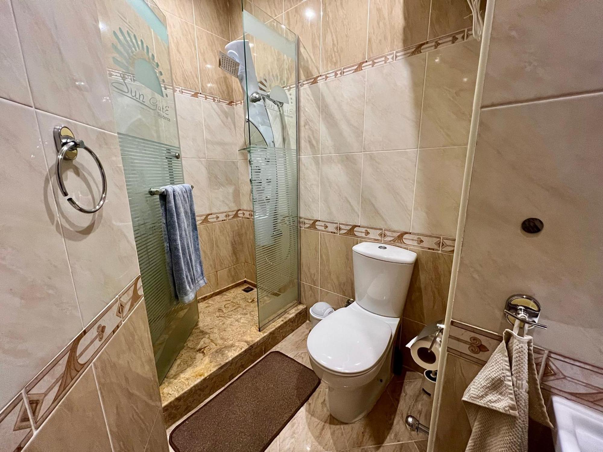 Luxury Beachfront Studio- Foreign Nationals Only Hurgada Dış mekan fotoğraf